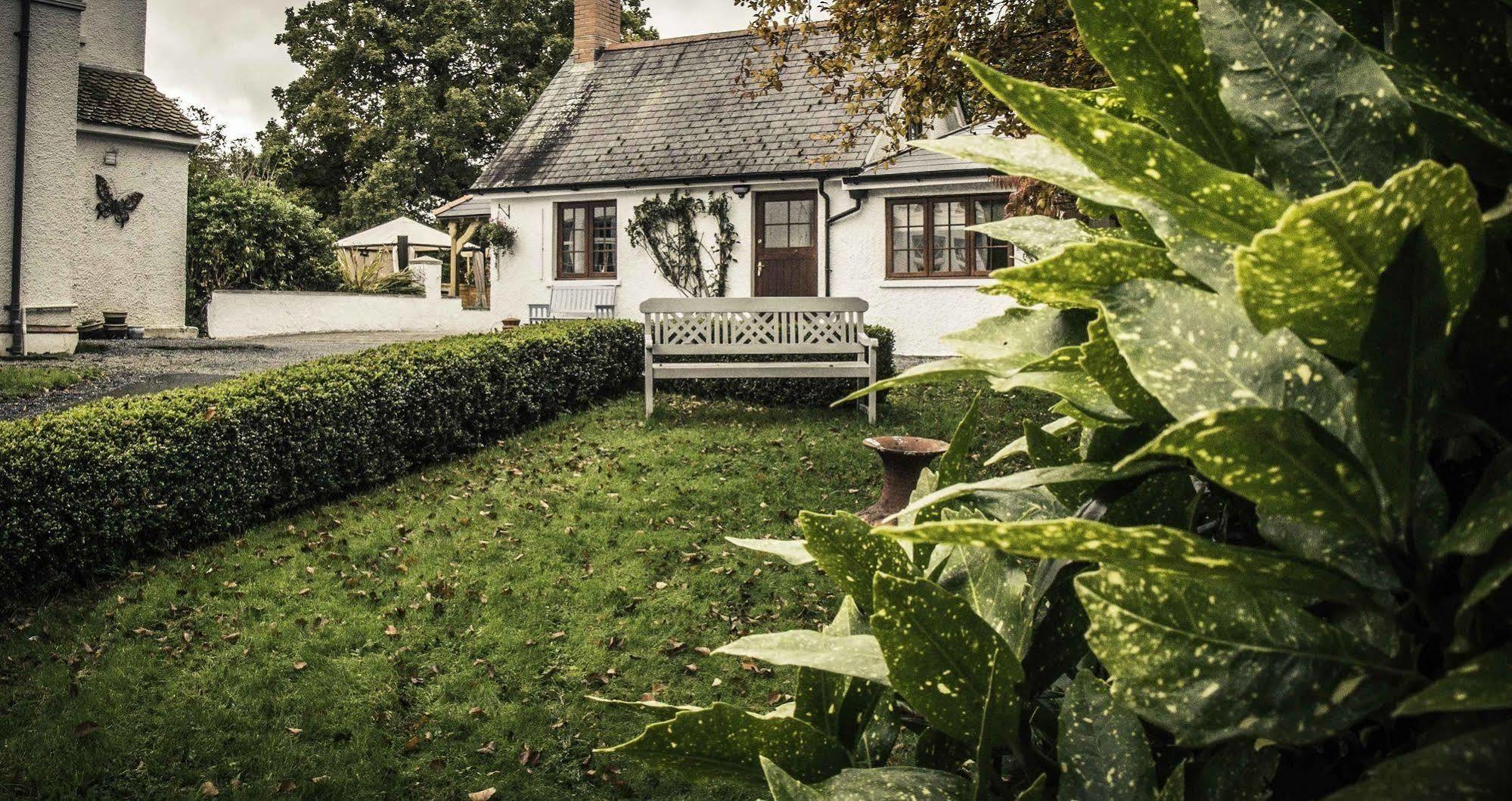 River Mansion Spa Llandysul ภายนอก รูปภาพ