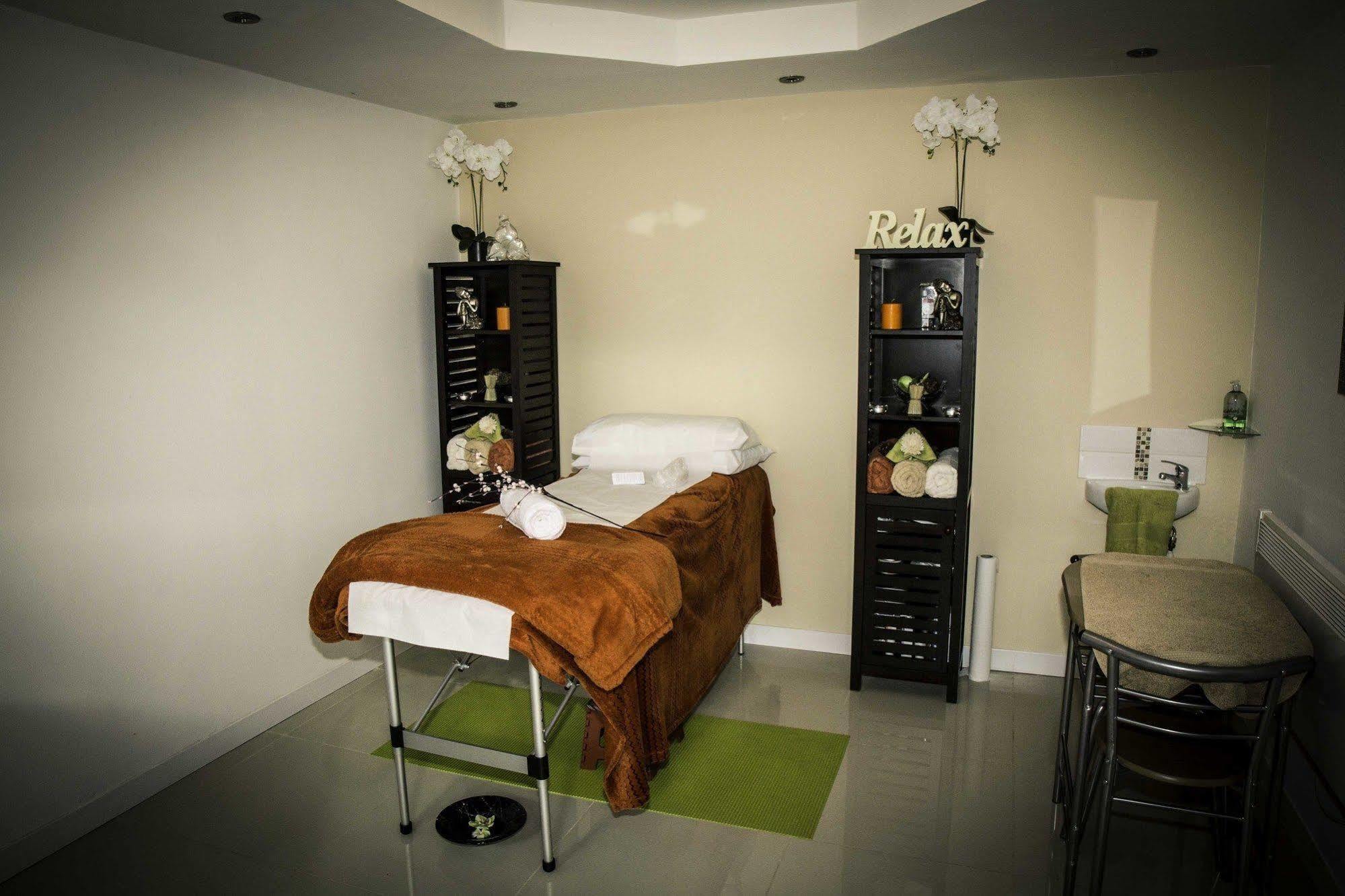 River Mansion Spa Llandysul ภายนอก รูปภาพ