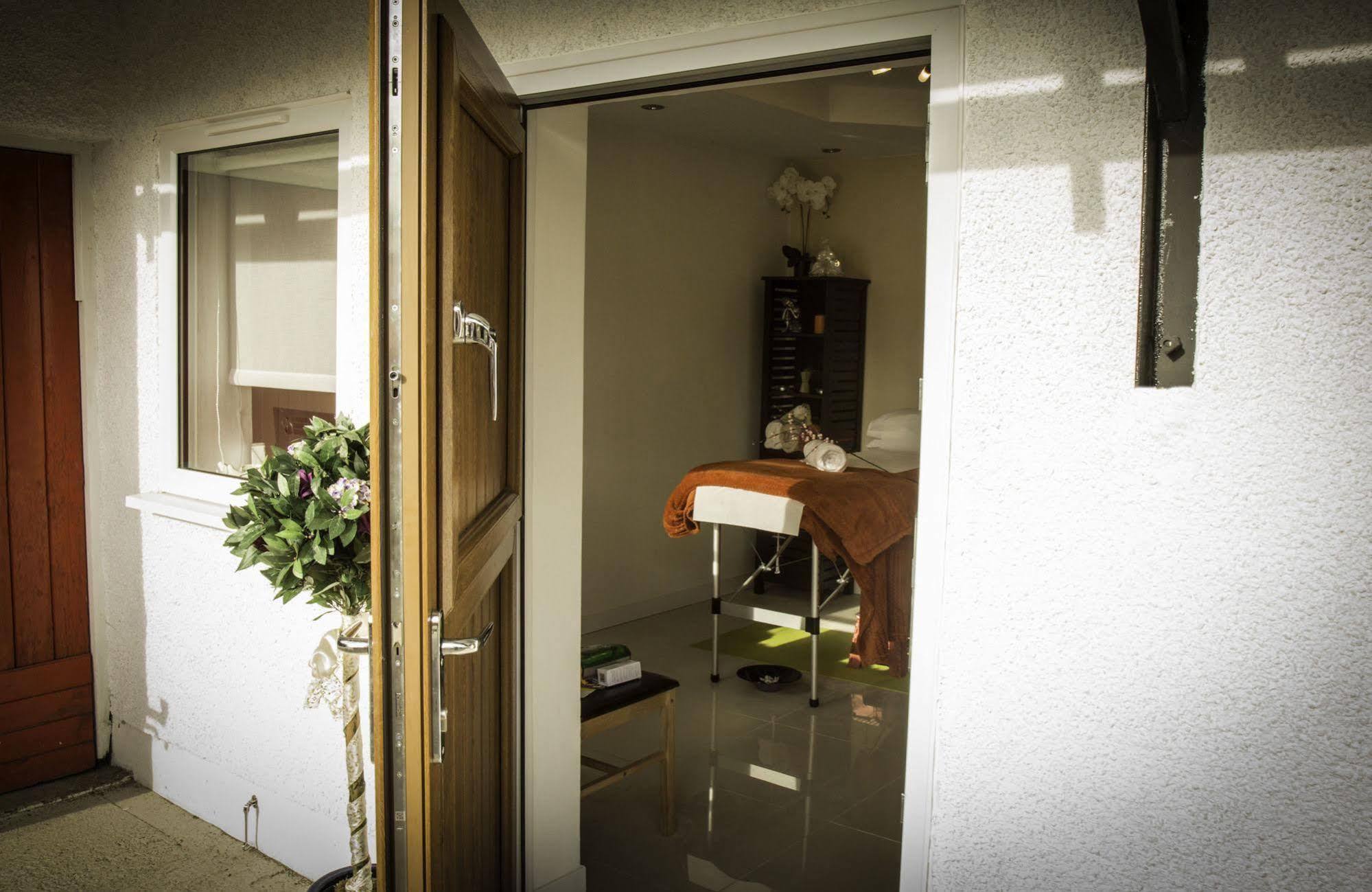 River Mansion Spa Llandysul ภายนอก รูปภาพ